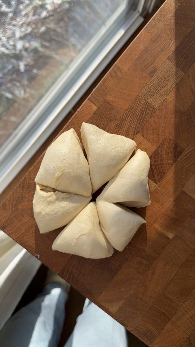 The dough cut into six slices.