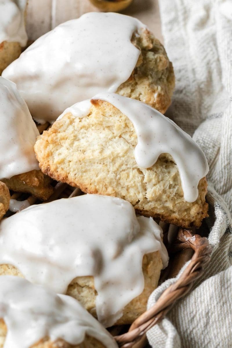 Vanilla Bean Scones