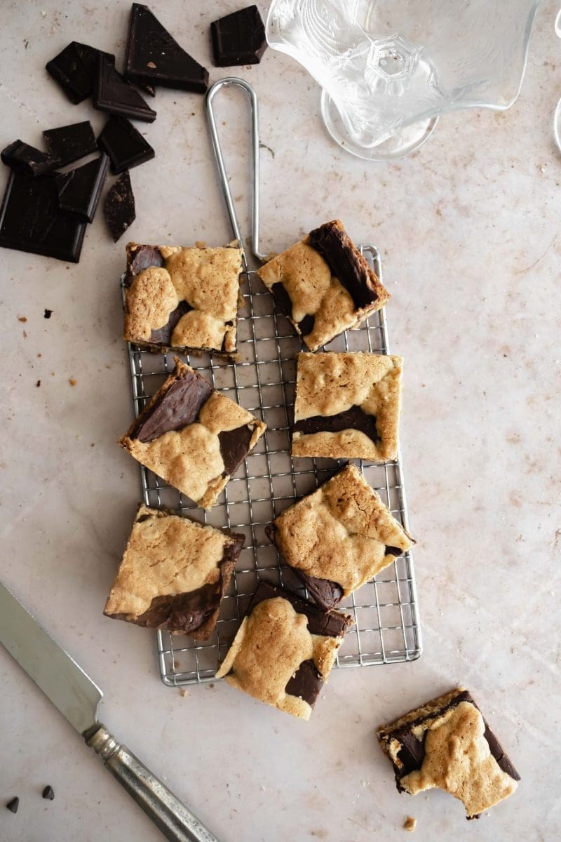 Oatmeal Fudge Bars